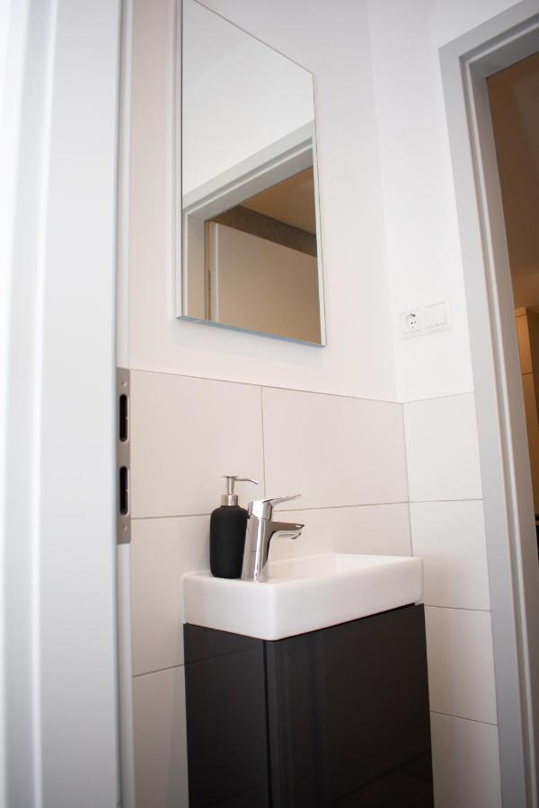 Luxury Cozy 2 Bdr Downtown Apt.5 Budapest Bagian luar foto